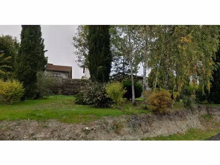 achat terrain 551m² maringues 63350