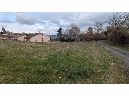 achat terrain 801m² maringues 63350