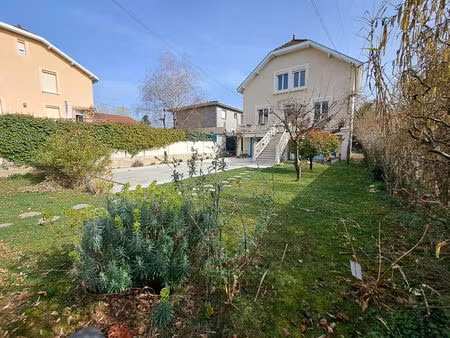 achat maison 9 pièces 215m²