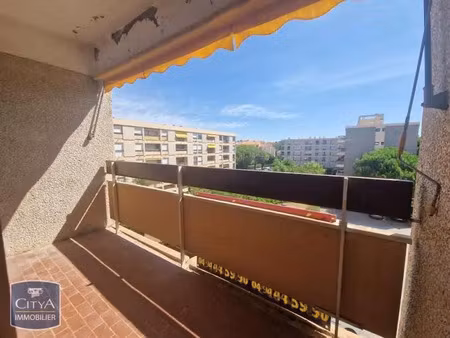 appartement à louer 4 pièces 76.55 m² - fréjus (83) - 1 107€