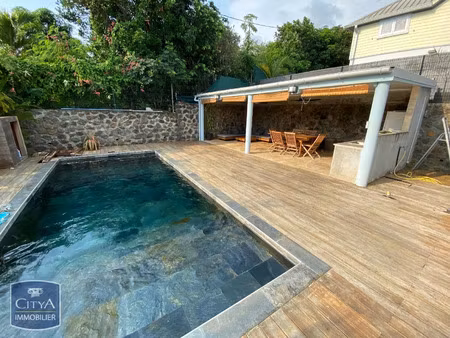 maison à louer 4 pièces 115.95 m² - saint-leu (974) - 2 300€