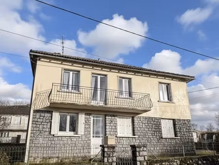 maison à pierrefort (15230)