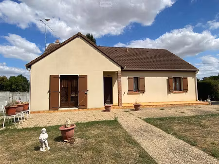 vente maison 4 pièces 92.7 m² à buzançais (36500)  160 200 €