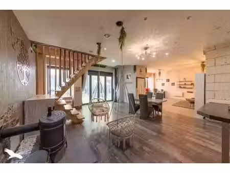 vente maison 6 pièces 212 m² à villefranche-du-périgord (24550)  119 000 €