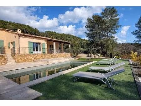 villa dominante 4 pces -100 m2 sur 3 000 m2 terrain- la motte