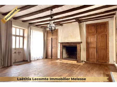 maison de ville 3 chambres hyper centre melesse