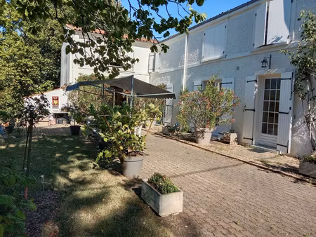 achat maison 5 pièces 139m² sciecq 79000