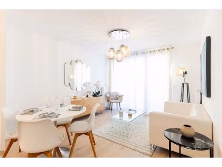 appartement t2 avec balcon à pont-l'évêque