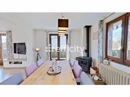 maison 6 pièces - 178 m²