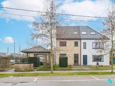 twee slaapkamerappartement in het hart van merelbeke