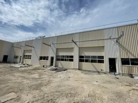 mixte activites-bureaux a vendre