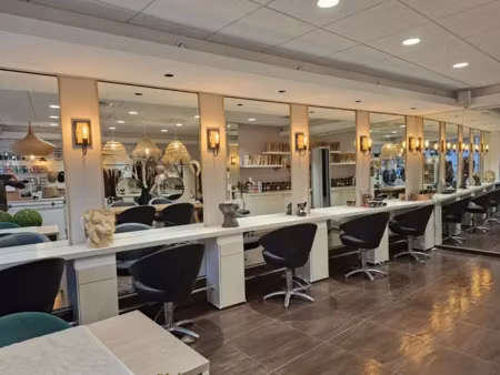 !! très beau salon de coiffure !!