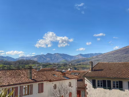 vente divers 153 m² saint-jean-pied-de-port (64220)