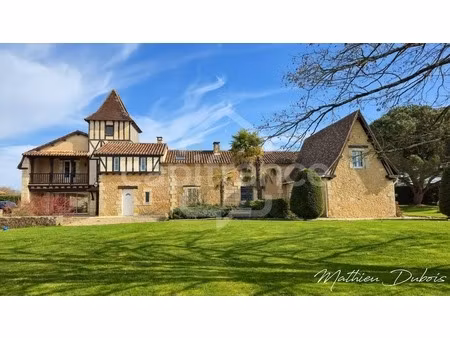 domaine de caractère du xviiᵉ siècle rénové - propriété de charme avec piscine et parc arb