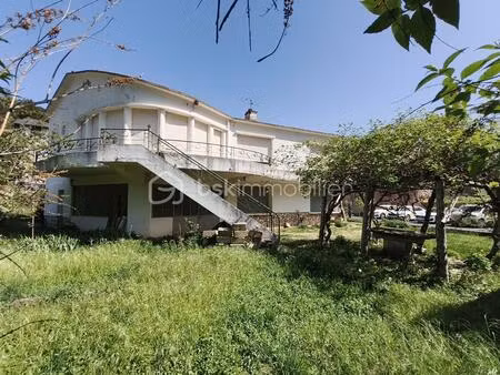 maison traditionnelle de 200 m² à saint-pons-de-thomieres