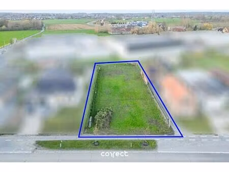 perceel bouwgrond van 914 m².