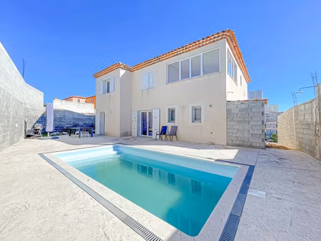 maison 8 pièces - 185 m²