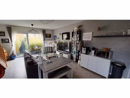 location appartement 3 pièces 61m²