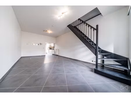 huis te koop in aiseau-presles met 3 slaapkamers