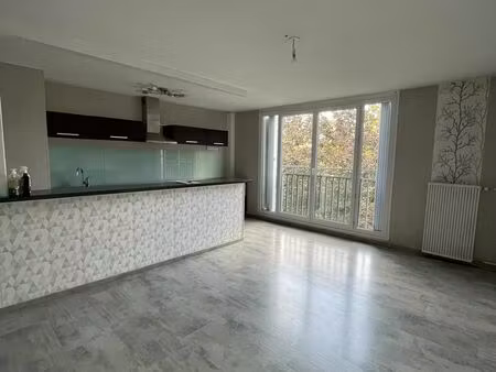 location appartement 3 pièces 79m² beaune 21200