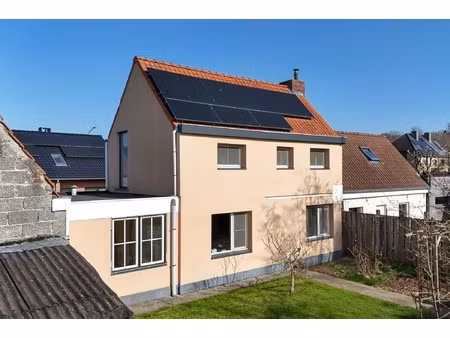 huis te koop in ename met 2 slaapkamers