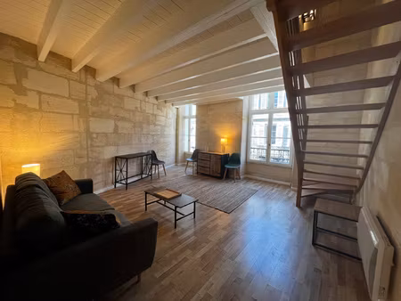 beau t3 traversant meuble