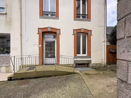 vente immeuble 82 m² uzel (22460)