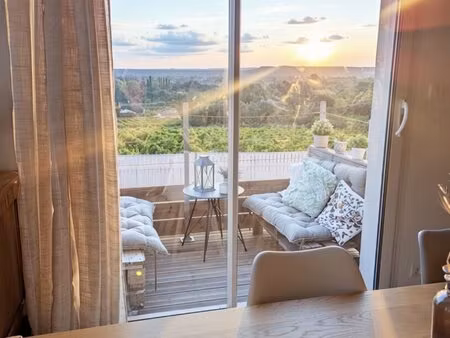 villa  4 chambres + bureau + piscine  montfrin