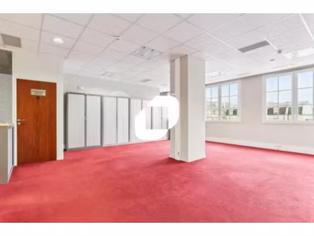 location bureau chessy 77700