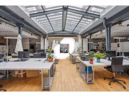 batiment independant atypique & renove