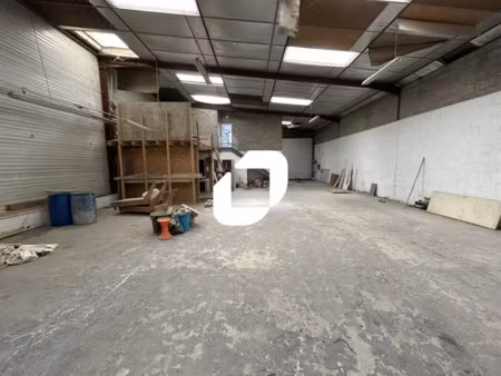 location local d'activités vaux le penil 77000