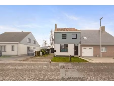 huis te koop in bredene met 3 slaapkamers