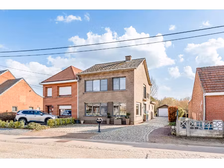 huis te koop in laakdal met 3 slaapkamers