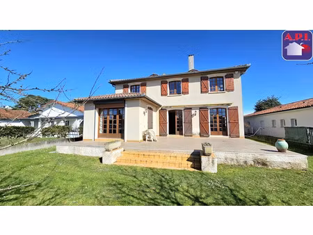 vente maison 8 pièces 200 m² à saint-gaudens (31800)  365 000 €