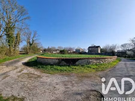 vente terrain à villefagnan (16240) : à vendre / 1020m² villefagnan