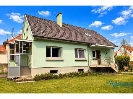maison de 130 m² avec 4 chambres et corps de ferme en grès des vosges