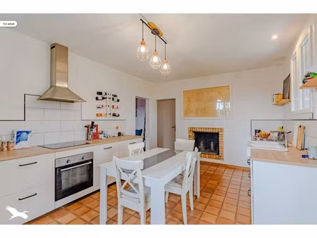 vente maison 4 pièces 110 m² à illats (33720)  334 336 €