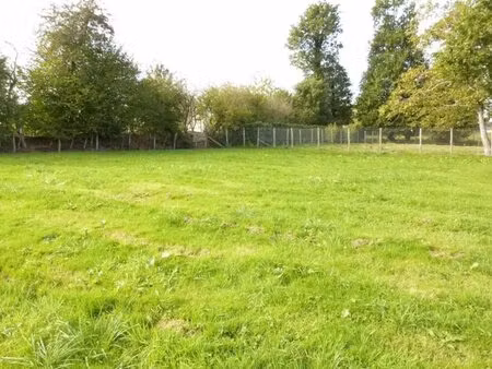 terrain à bâtir à léognan (33850)