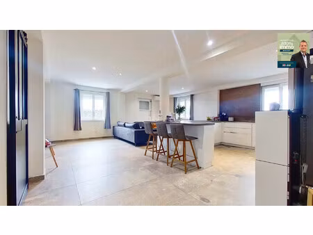 maison de 140 m2 dont 120m2 habitable