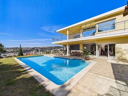 vente villa 8 pièces