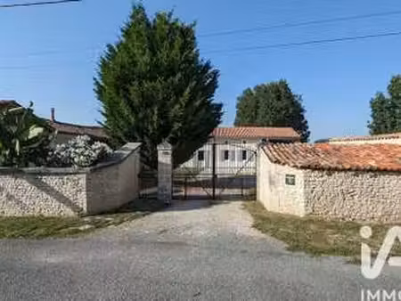 vente maison à pommiers-moulons (17130) : à vendre / 226m² pommiers-moulons