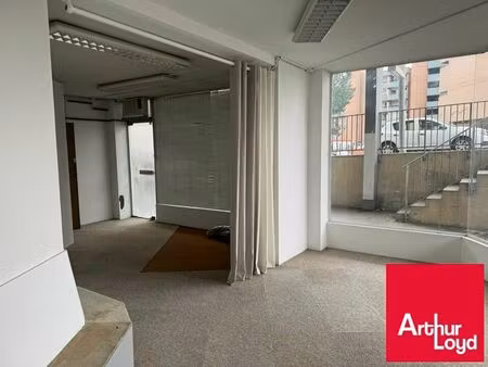 vente local commercial 40m2 dax 40100 - 41000 € - surface privée