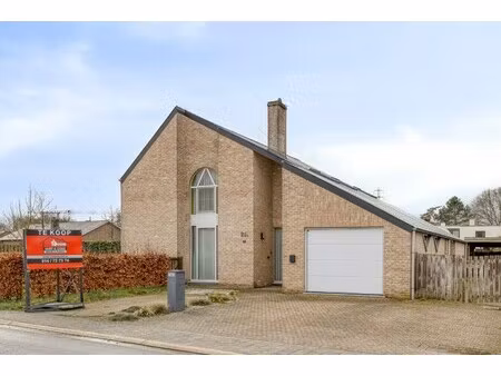 huis te koop in geel met 4 slaapkamers