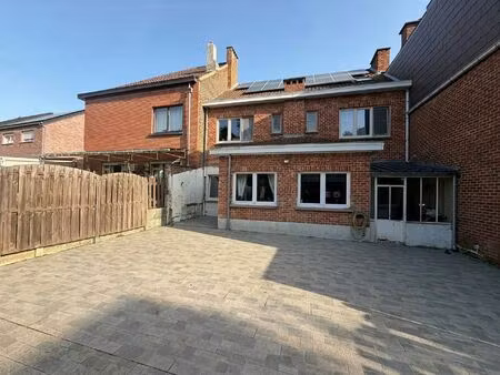 huis te koop in tubize met 5 slaapkamers