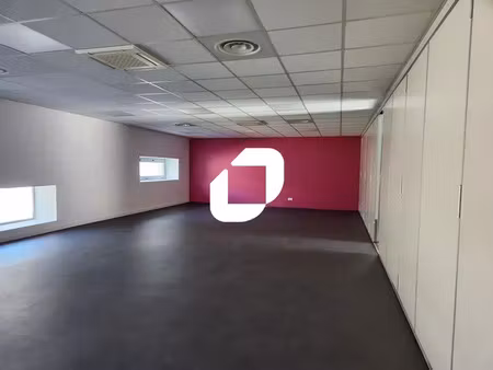 location bureau bordeaux 33300