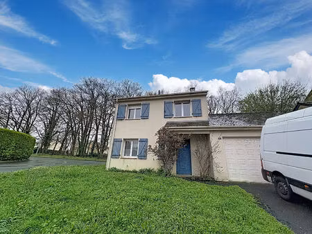 location maison 5 pièces  110.00m²  nantes