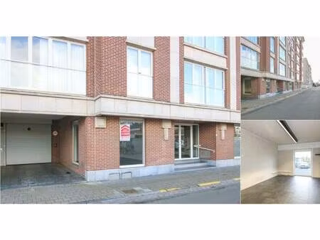 surface commerciale à vendre à handelskaai 1 courtrai (rbv45819)