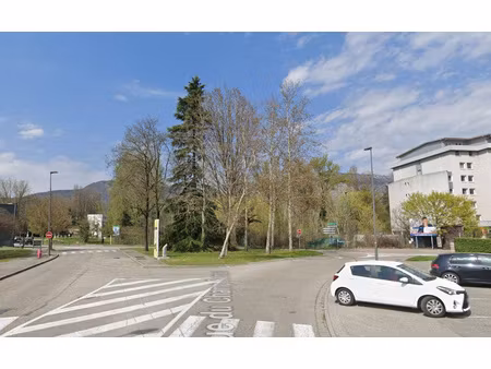 lot de 10 parkings à gières 38610