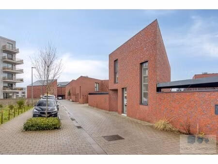 huis te koop in deurne met 3 slaapkamers
