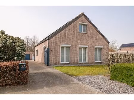 huis te koop in loenhout met 4 slaapkamers